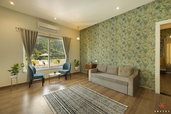 zostel plus rishikesh