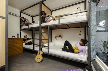 zostel plus rishikesh