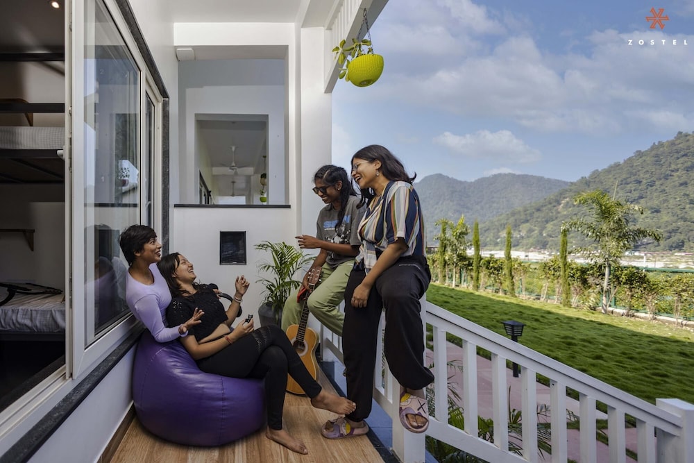 zostel plus rishikesh