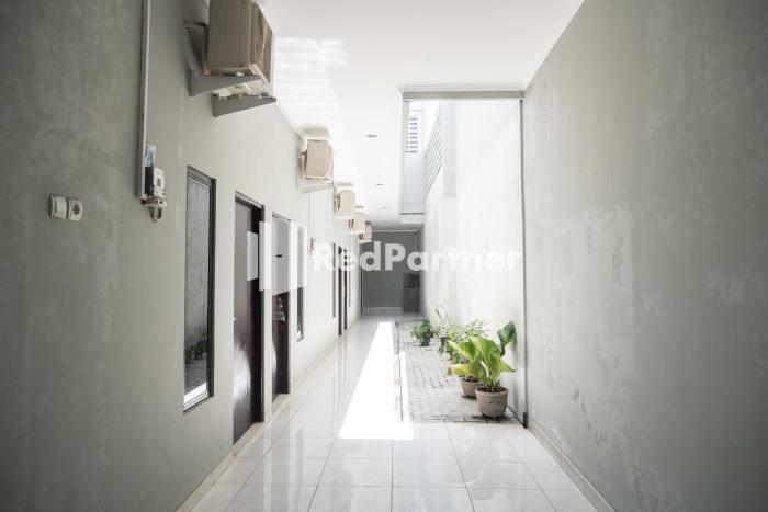 athena house syariah near the park mall solo baru