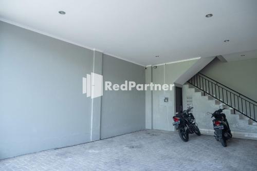 athena house syariah near the park mall solo baru