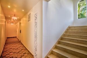 Pajaros Blu,Goa>>Baga,4 star