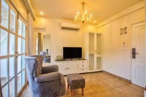 Pajaros Blu,Goa>>Baga,4 star