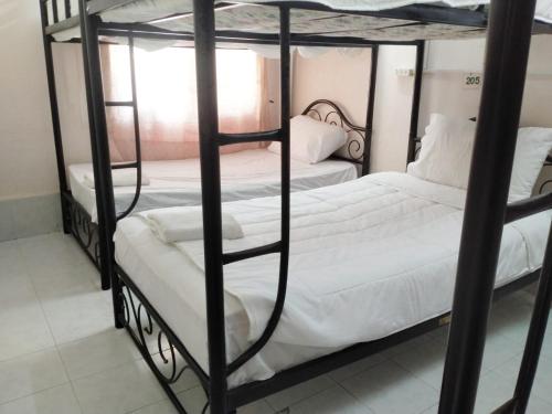 rainbow hotel vientiane