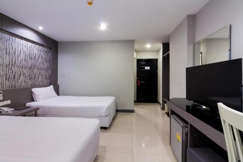c hotel bangna
