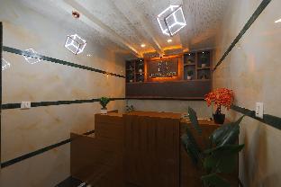 Royal Ace Stopover,India>>Bengaluru,3 star