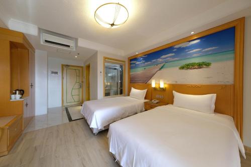 royal j hotel