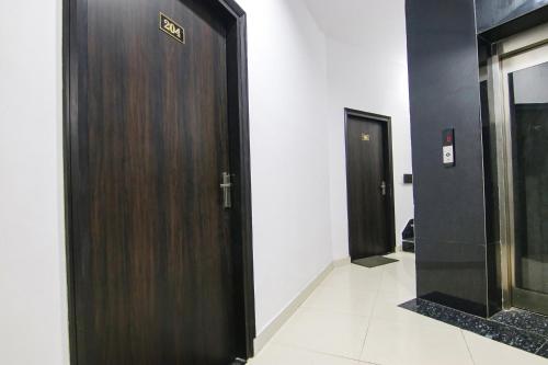 flagship hotel city stay