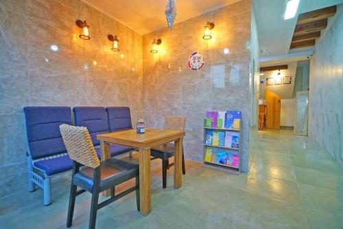 jeonju hanok maeul pungkyeong guest and hotel