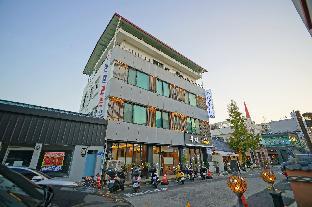 jeonju hanok maeul pungkyeong guest and hotel
