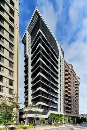 cp hotel taoyuan airport hsr station