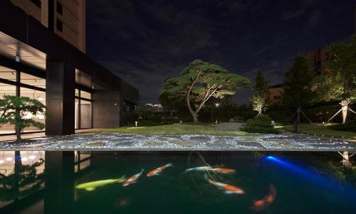 cp hotel taoyuan airport hsr station