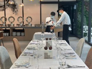 cp hotel taoyuan airport hsr station