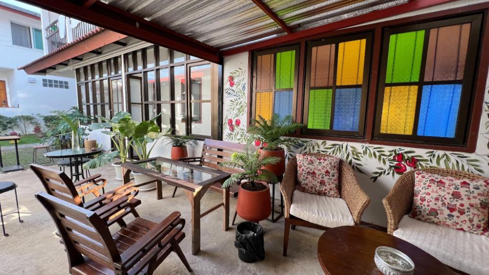 chiang mai gate house