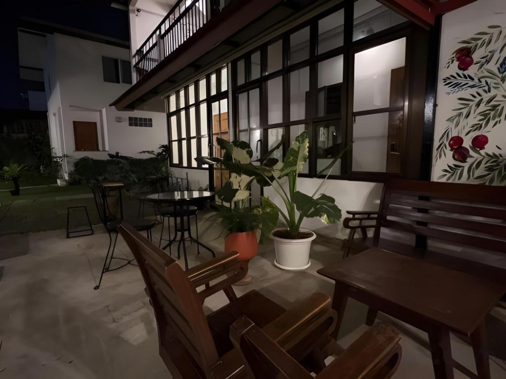 chiang mai gate house