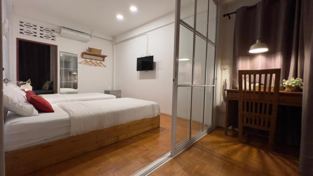 chiang mai gate house