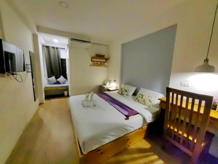 chiang mai gate house