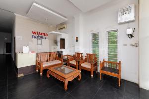 wisma nabila near masjid raya baiturrahman banda aceh redpartner