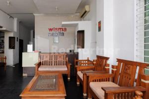 wisma nabila near masjid raya baiturrahman banda aceh redpartner