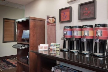 countryside inn and suites