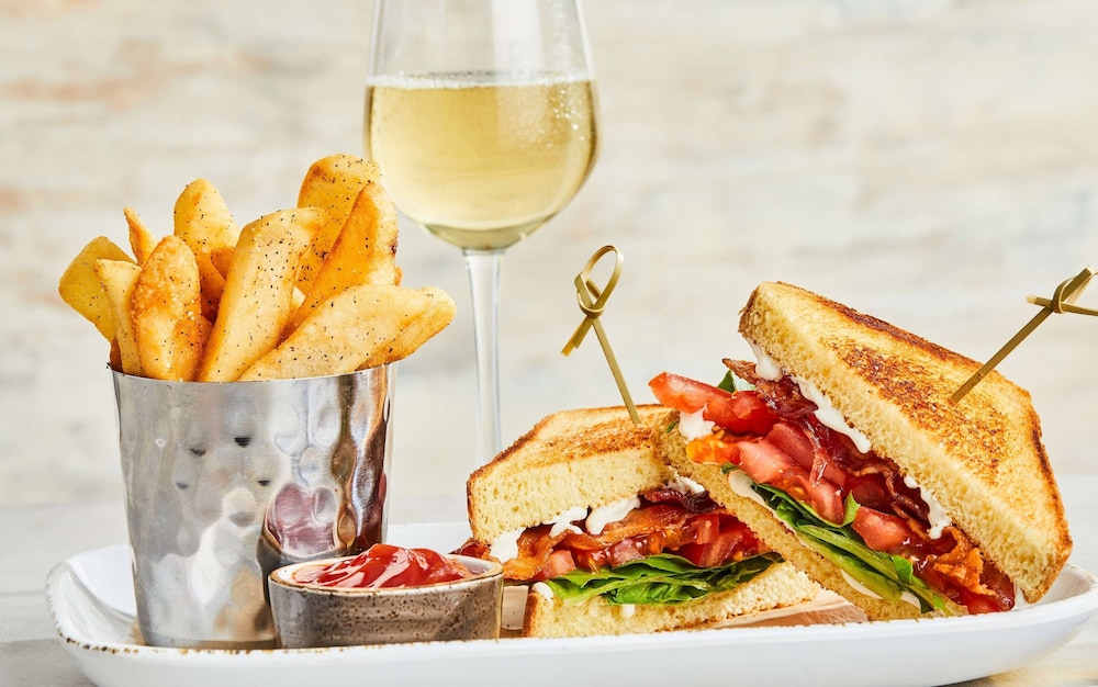 courtyard by marriott jacksonville airport