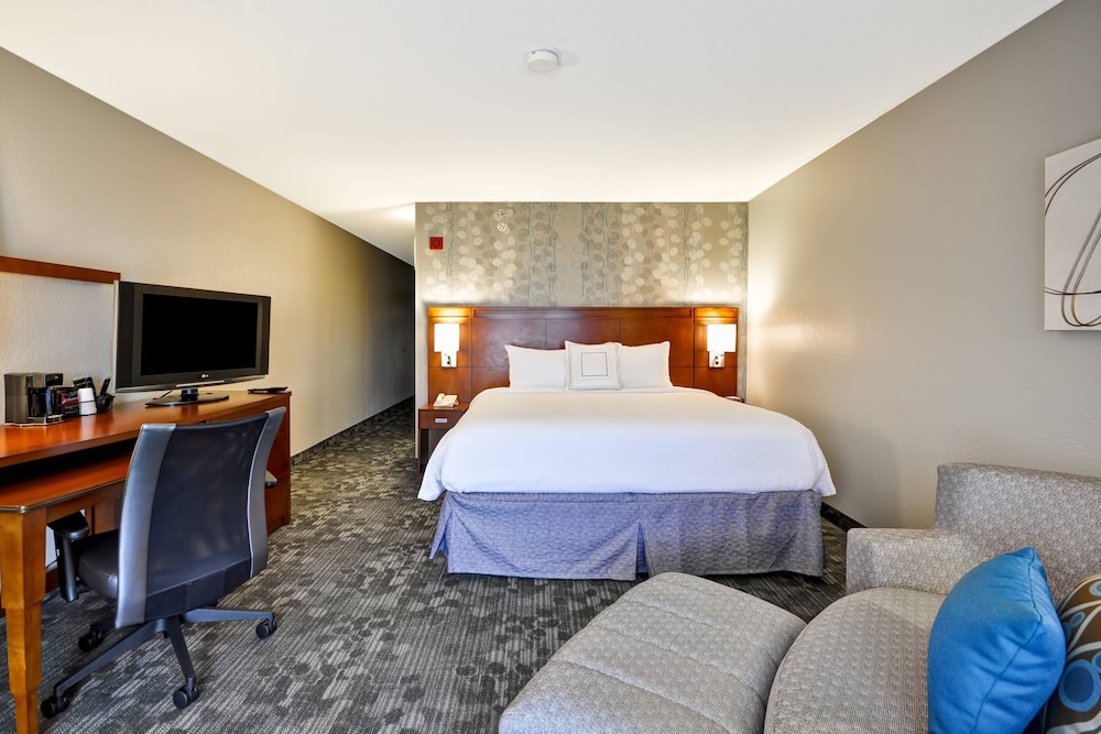courtyard by marriott jacksonville airport