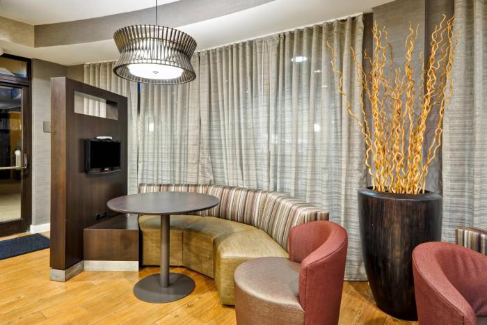 courtyard by marriott jacksonville airport