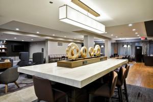 courtyard by marriott jacksonville airport