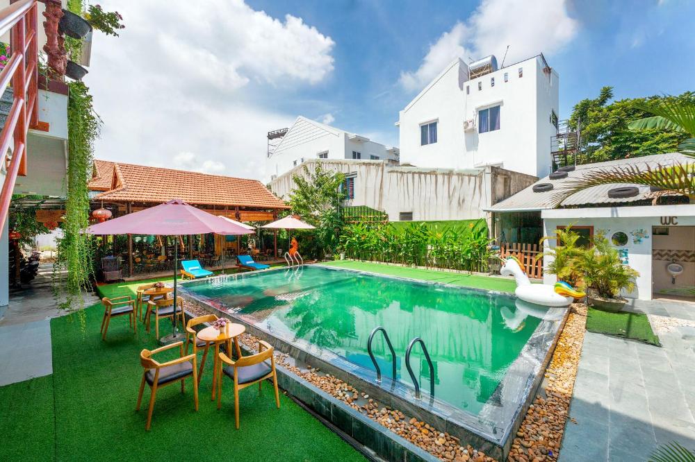 alley garden homestay hoi an