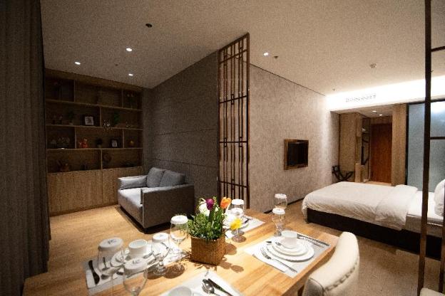 lotus blu hotel naga