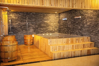 the pepper king resort