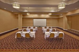holiday inn jacksonville e 295 baymeadows by ihg