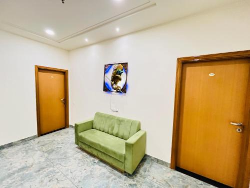 hotel the orchid tree