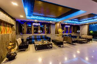 7q patong beach hotel