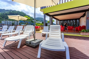 7q patong beach hotel