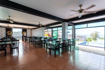 7q patong beach hotel