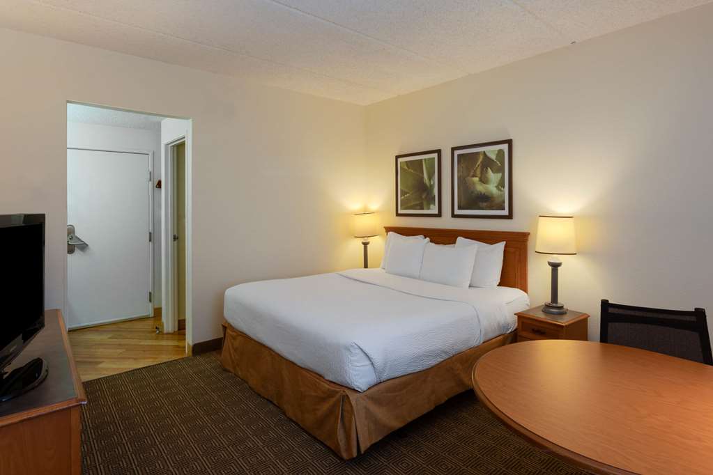 la quinta inn and suites by wyndham jacksonville mandarin