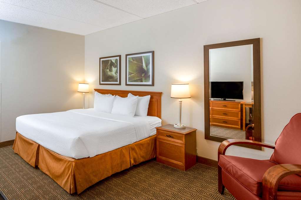 la quinta inn and suites by wyndham jacksonville mandarin