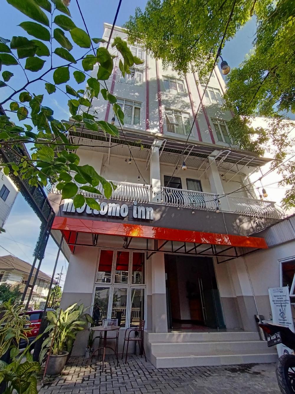 mottomo inn manado