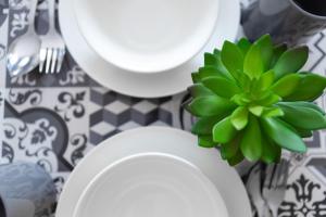 hive manila guesthouse netflix 400mbps wi fi