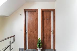 collection o jbf residency near appu ghar