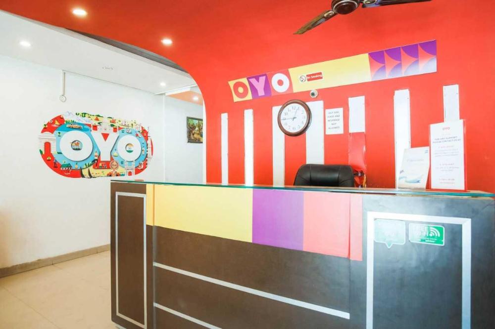 flagship delite hotel near leisure valley park