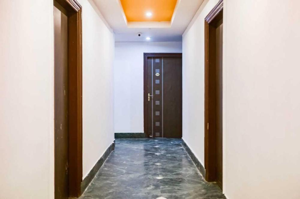 flagship delite hotel near leisure valley park