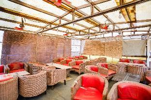 flagship delite hotel near leisure valley park