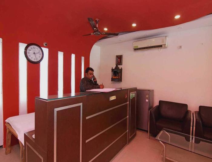 flagship delite hotel near leisure valley park