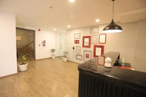 qotel hotel ip residency
