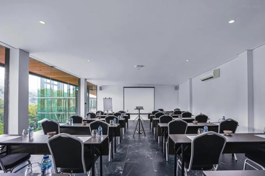 forest hills hotel ciwidey