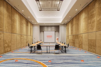 harris hotel and conventions kelapa gading jakarta