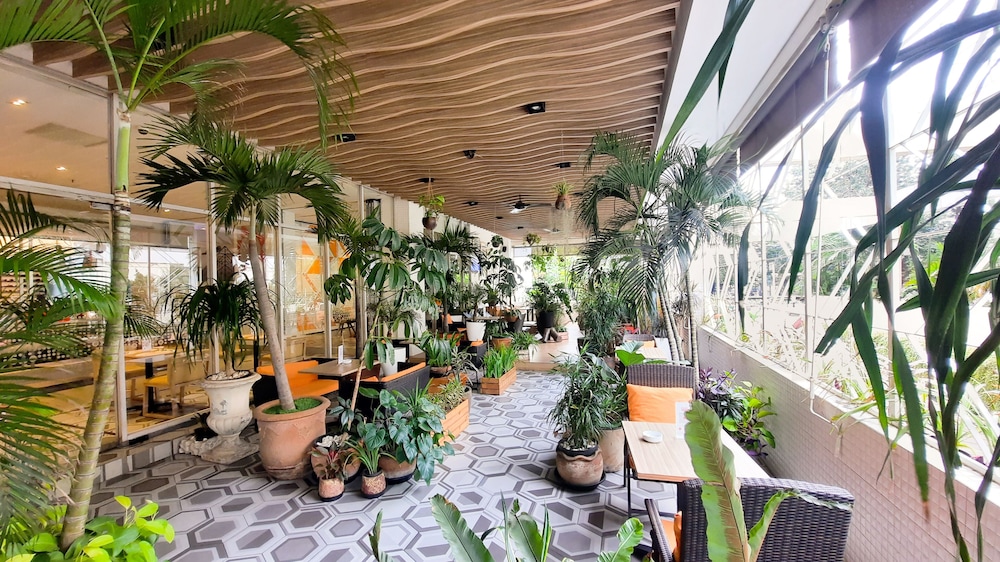 harris hotel and conventions kelapa gading jakarta