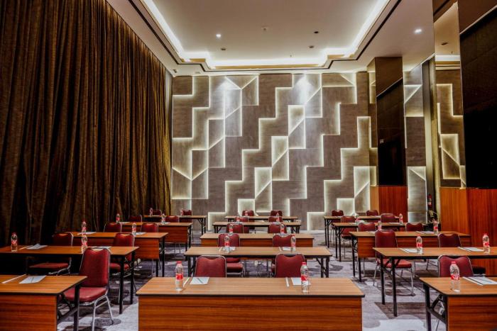 the akmani hotel jakarta